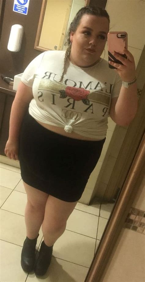 Woman Hits Back At Fat Shaming Tinder User Who Called Her The Size Of