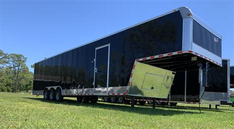 ft gooseneck trailers  sale  lease