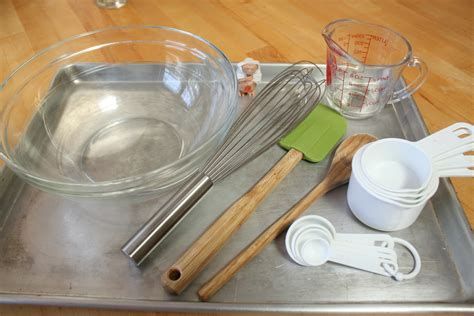 college kitchen basic baking equipment