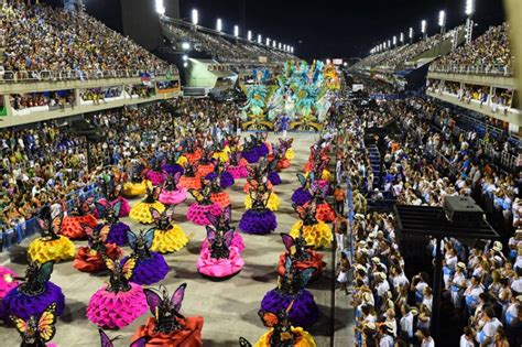 rio de janeiro carnival dancers parade through sambadrome in pictures