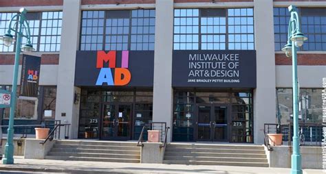 Milwaukee Wisconsin Usa Milwaukee Institute Of Art And