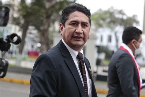 Vladimir Cerrón Anuncia Que Perú Libre No Le Dará El Voto De Confianza