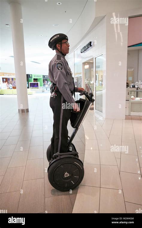 security guard shopping mall  res stock photography  images alamy