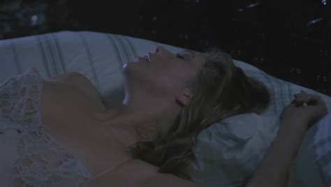 Naked Kathleen Turner In Body Heat