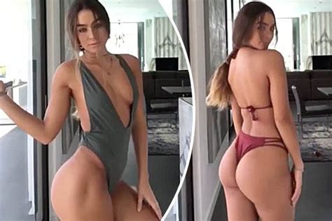 sizzlin sommer ray flashes major sideboob deciding which bikini makes her booty look best