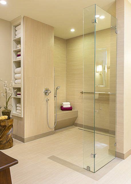 Austin Barrier Free Shower With Contemporary Towel Holders