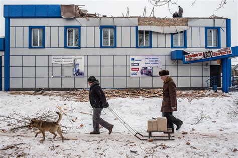 residents take cover as ukraine border battles reignite conflict the