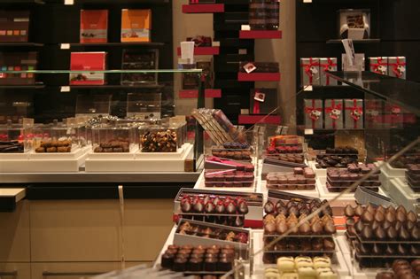find the best chocolate shop in nyc for bonbons truffles