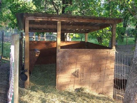 inexpensive mini horse sheltersbarns easy diy  crafts