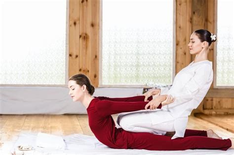 benefits of thai yoga massage livestrong