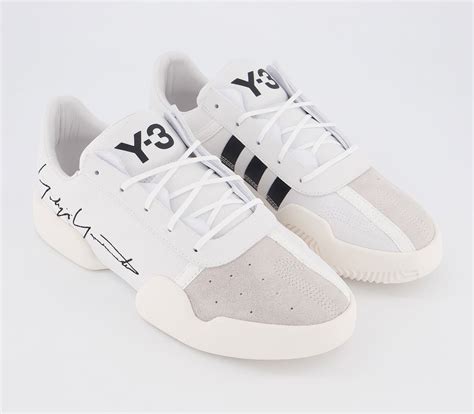 adidas    yunu trainers white black unisex sports