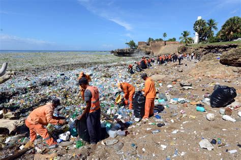 waves of trash hit the dominican republic