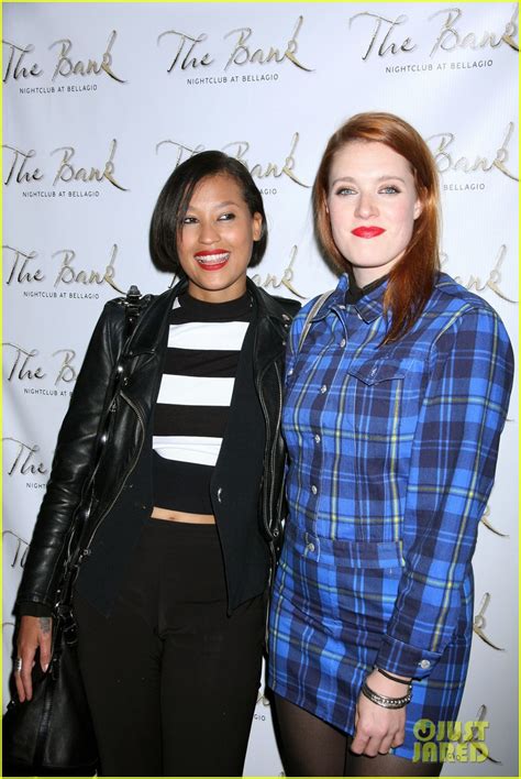 icona pop host and perform for vegas pre new year s party