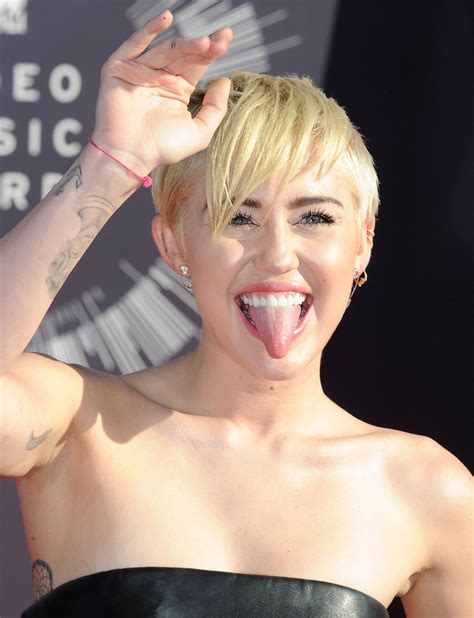 Miley Cyrus 2014 Mtv Video Music Awards In Inglewood
