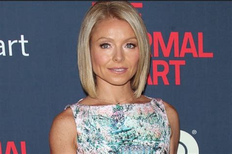 Kelly Ripa Tells Staff She S Coming Back To Live Tuesday Thewrap
