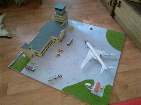 airport paper model  modelos de aviones escuela aviacion aeropuertos