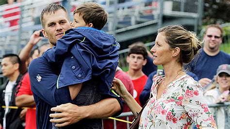 gisele bundchen at patriots games through the years photos hollywood life