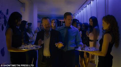 billions damian lewis strips off for jacuzzi scene with