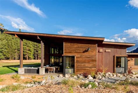 modern rustic home designed  withstand wildfires  north cascades