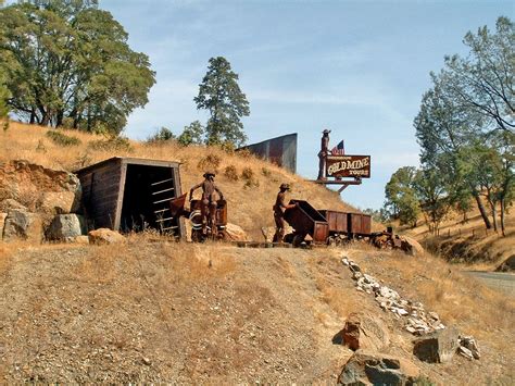 sutter gold  photo gallery entrance  gold mining photo galleries entrance