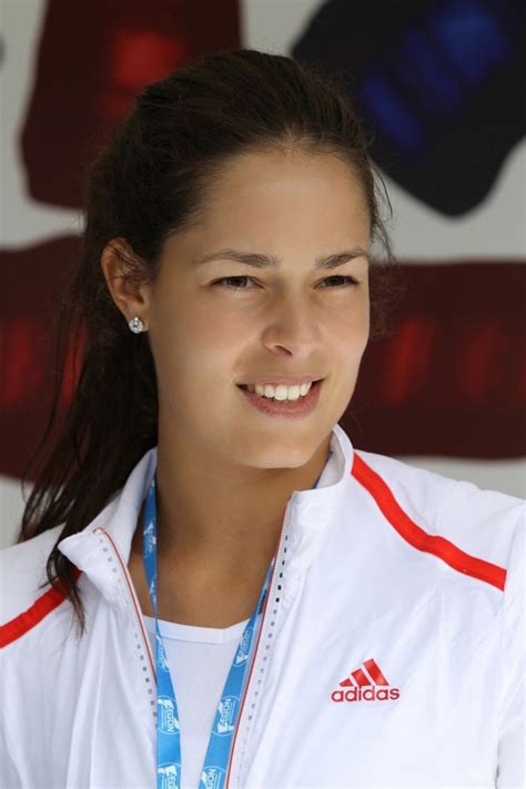 top 10 most beautiful female tennis players in the world