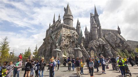 wizarding world  harry potter  los angeles california  guide