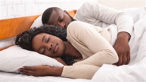 Why Science Says Spooning Can Benefit Your Health