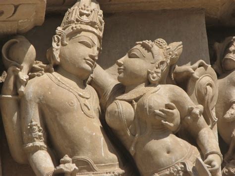deity worship is the peak achievement of the vedic hindu civilization