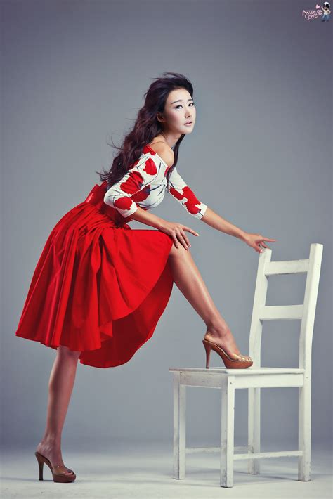 Lady In Red By Parkleggykorean On Deviantart