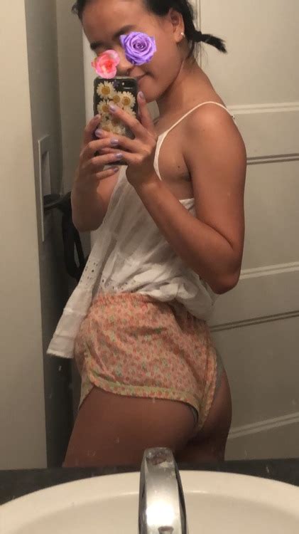 My Booty Really Needs To Be Rubbed Or Spanked Rn O Tumbex