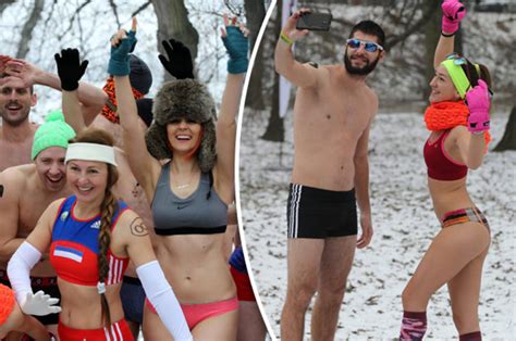 underwear snaps fit runners strip for freezing snow marathon daily star