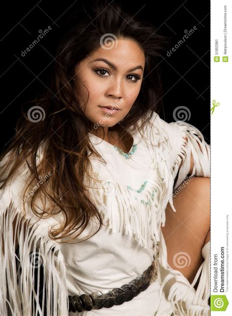 looking for native american women