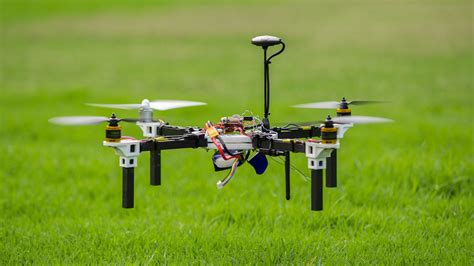 hwk diy drone kit build fly   quadcopter  diyode magazine kickstarter