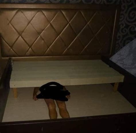 Cleaner Finds Lady Dead And Naked Under Hotel Bed In