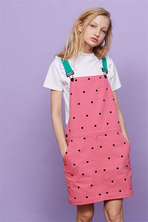 How To Wear Dungarees The Best Women S Dungarees