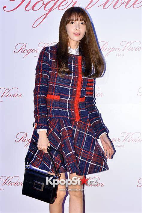 Girls Generation[snsd] Yoona At The Roger Vivier Icons Connected