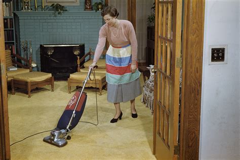 the state of household chores for american women [video]