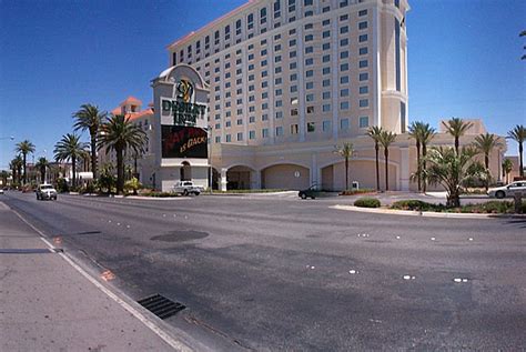 date april   desert inn hotel  casino opened las