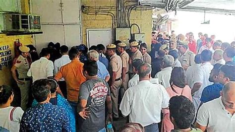 Sex Racket Busted In Gurugram Sec 57 24 Arrested Hindustan Times