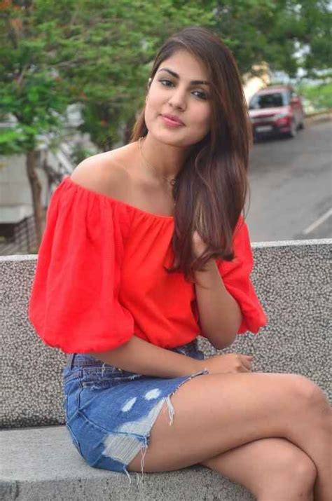 Rhea Chakraborty Hot Thigh Show Pictures Rhea Hot Sexy