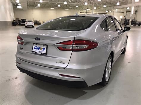 pre owned  ford fusion hybrid se dr car