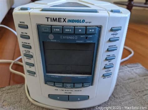 timex indiglo cd player alarm clock radio lrm