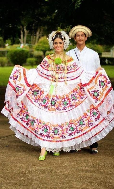 pareja lista pa bailar su tamborito panama panama clothing folkloric dress national dress