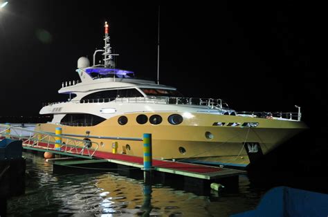yacht marina   majesty  superyacht  gulf craft charterworld luxury superyacht