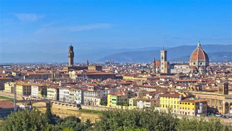 beautiful cities  visit  tuscany sallyakinscom