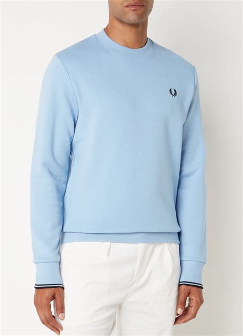 fred perry sweater met logoborduring lichtblauw de bijenkorf