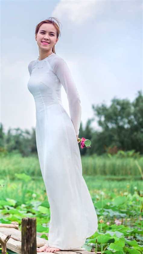 vietnamese long dress Áo dài dép