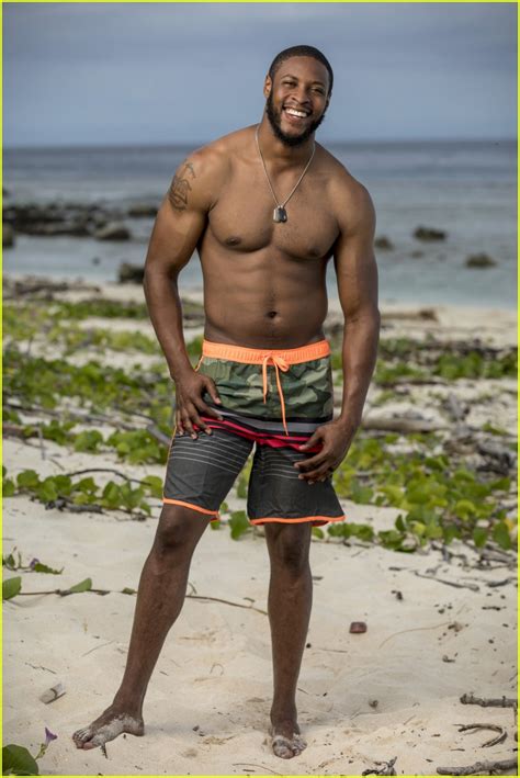 survivor fall 2017 who is the hottest guy vote now