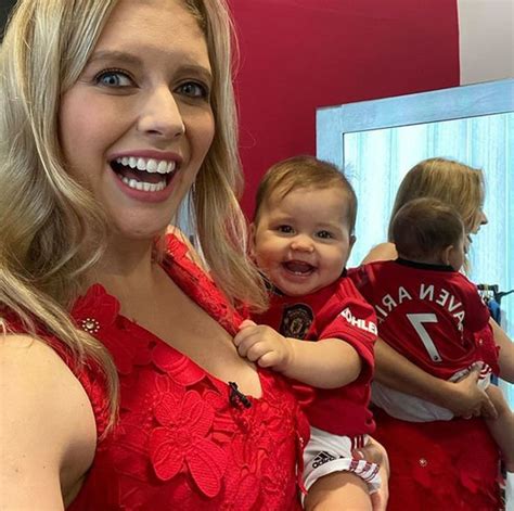 rachrael riley countdown star smoulders in busty look with daughter
