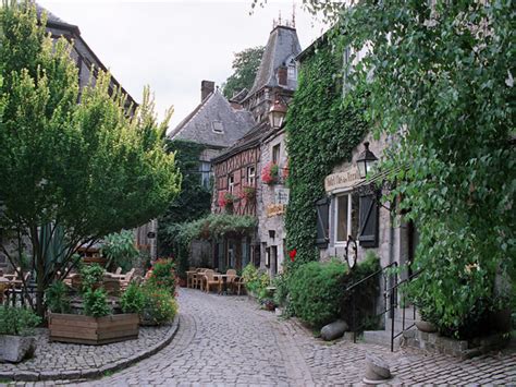 vieille ville de durbuy  les ardennes belges